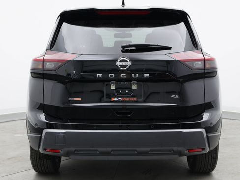 Used 2026 Nissan Rogue SL FWD image 7