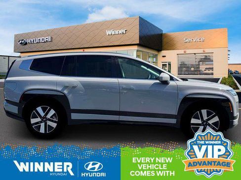 New 2026 Hyundai Ioniq 9 SEL image 10