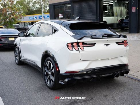 Used 2021 Ford Mustang Mach-E Premium image 6