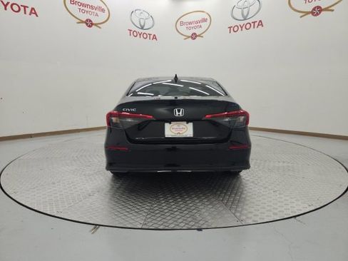 Used 2024 Honda Civic LX image 7
