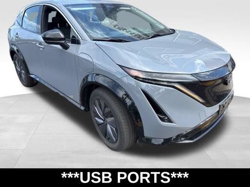 Used 2024 Nissan Ariya FWD image 5