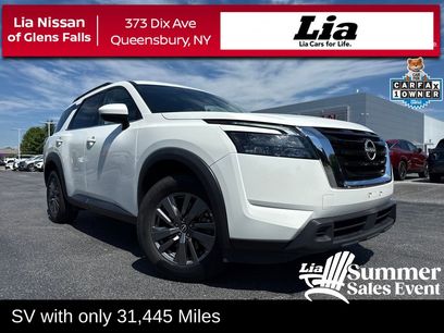 Used 2025 Nissan Pathfinder SV