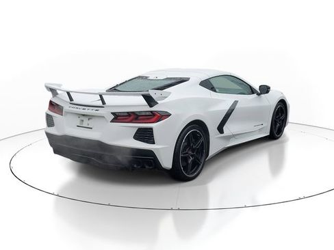 Used 2024 Chevrolet Corvette Stingray image 3