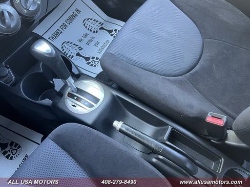 Used 2008 Honda Fit Sport image 39