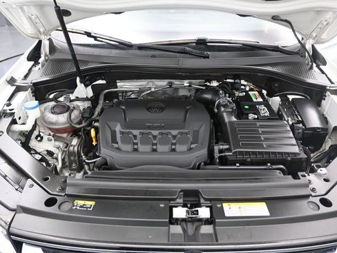 Used 2021 Volkswagen Tiguan SEL image 15