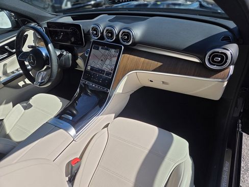 Used 2022 Mercedes-Benz C 300 4MATIC Sedan w/ Pinnacle Trim Package image 23