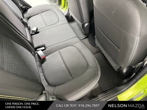 Used 2016 Kia Soul + FWD image 39