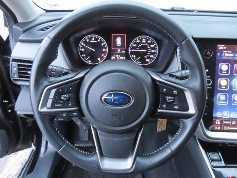 Used 2020 Subaru Outback Premium image 14