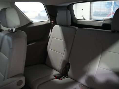 Used 2021 Chevrolet Traverse LT w/ LT Premium Package image 17