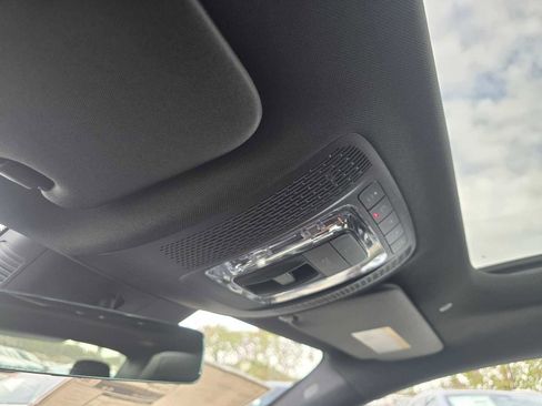 New 2025 Mercedes-Benz CLA 35 AMG 4MATIC image 33