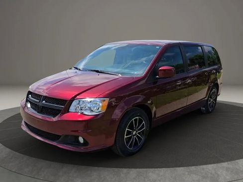 Used 2019 Dodge Grand Caravan GT FWD image 4