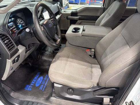 Used 2019 Ford F150 XLT w/ Trailer Tow Package image 4