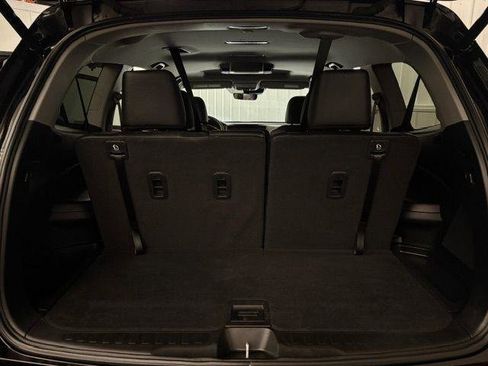 Used 2022 Honda Pilot Touring image 11