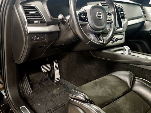 Used 2018 Volvo XC90 T8 R-Design w/ Convenience Package image 40