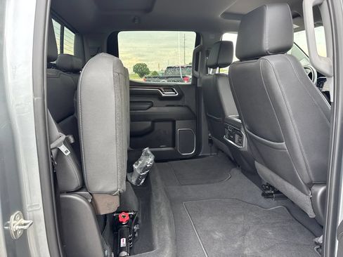 Used 2023 GMC Sierra 1500 SLT w/ SLT Premium Package AWD/4WD image 14