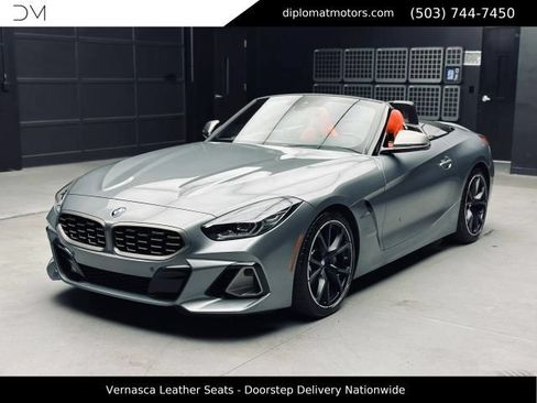 Used 2024 BMW Z4 M40i w/ Driving Assistance Package RWD image 1
