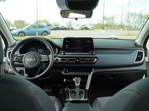 Used 2022 Kia Seltos Nightfall Edition AWD/4WD image 26