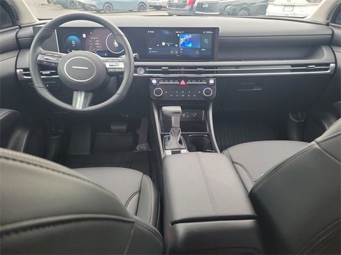 Used 2025 Hyundai Tucson SEL image 11