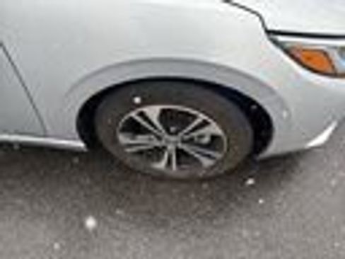 Used 2022 Nissan Sentra SV image 18
