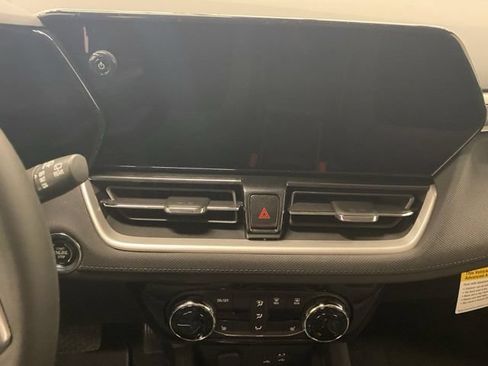 New 2026 Chevrolet TrailBlazer LT w/ Convenience Package AWD/4WD image 36