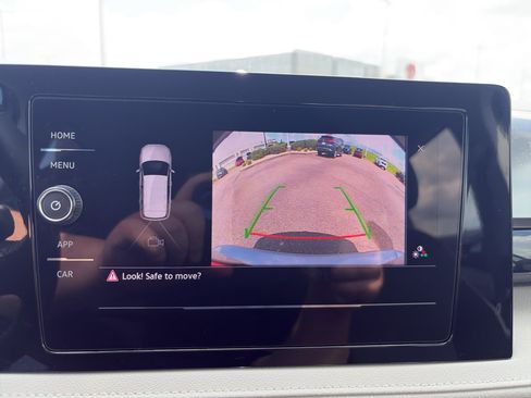 Used 2025 Volkswagen Taos S FWD image 13