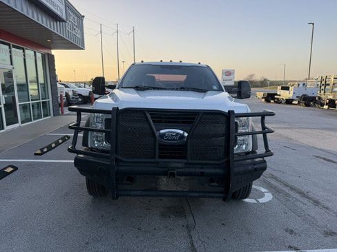 Used 2019 Ford F550 4x4 Crew Cab Super Duty image 11