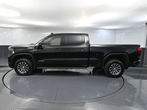 Used 2022 GMC Sierra 1500 AT4 w/ AT4 Premium Package AWD/4WD image 11