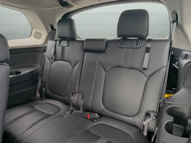 Certified 2024 Honda Pilot Touring image 31