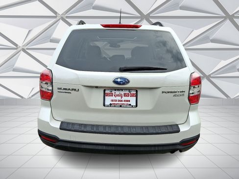 Used 2015 Subaru Forester 2.5i Premium w/ All-Weather Package image 9