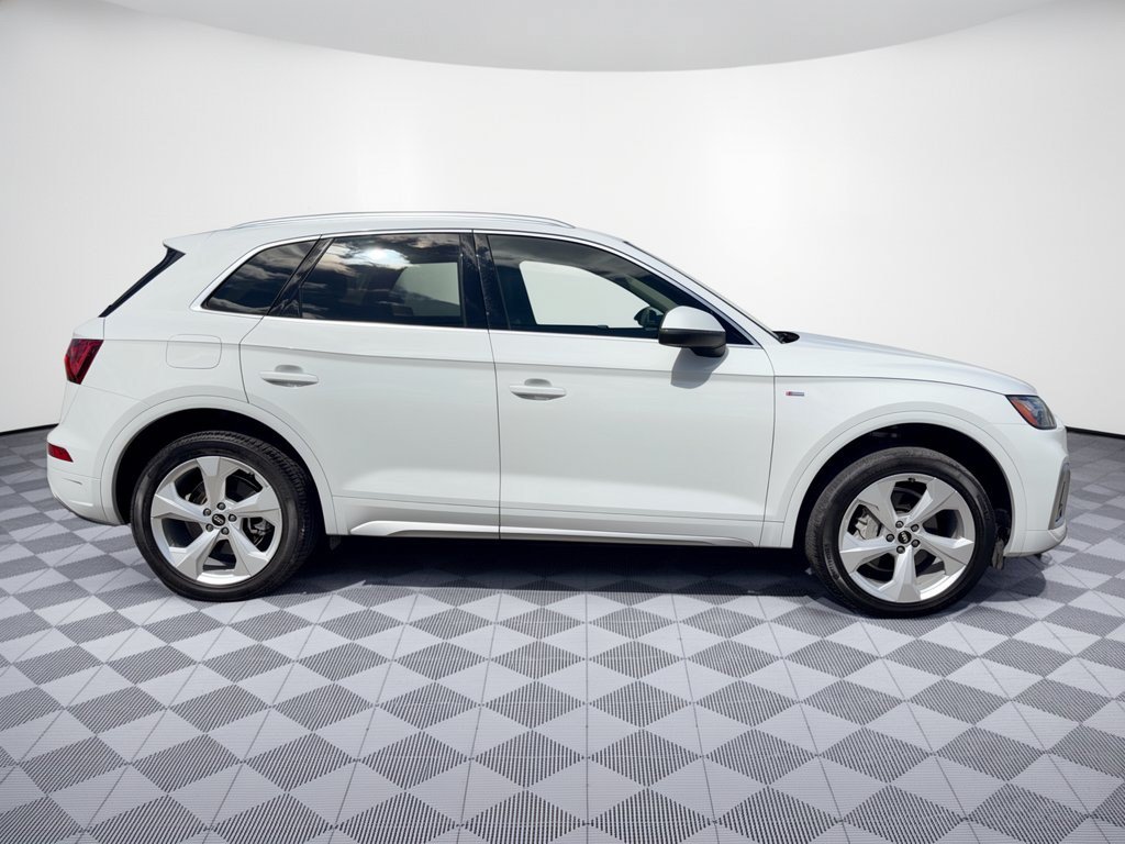 Used 2023 Audi Q5 2.0T Premium Plus w/ Premium Plus Package AWD/4WD image 8