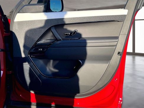 Used 2023 Land Rover Range Rover Sport SE Dynamic image 19