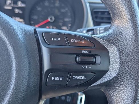 Used 2023 Kia Rio S image 17