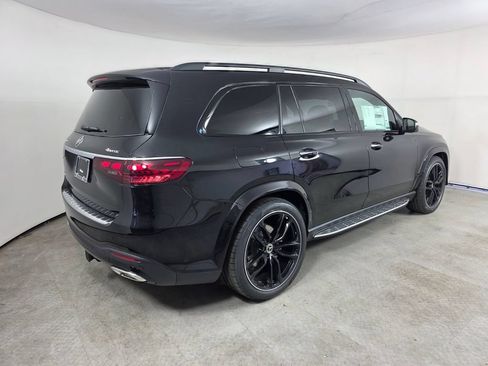 New 2026 Mercedes-Benz GLS 580 4MATIC image 4