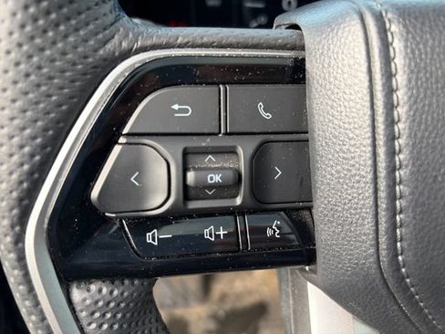 Used 2024 Toyota Tundra Platinum AWD/4WD image 28