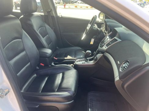 Used 2015 Chevrolet Cruze LT FWD image 6