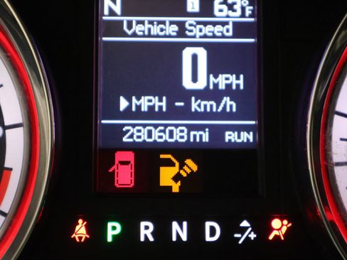 Used 2012 Dodge Grand Caravan Crew w/ Crew Value Pkg FWD image 29