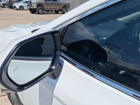 Used 2024 Toyota Camry XLE FWD image 13