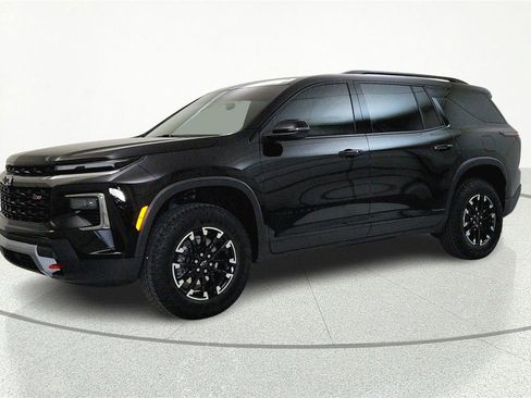 Used 2026 Chevrolet Traverse Z71 AWD/4WD image 3