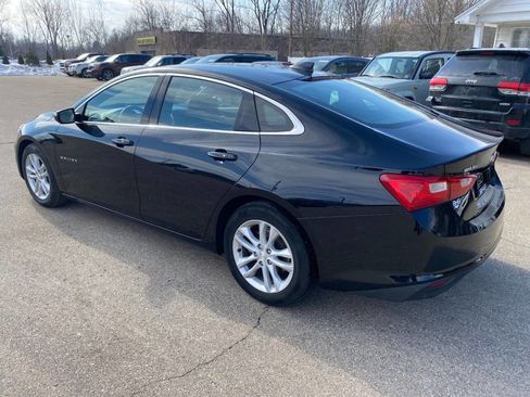 Used 2017 Chevrolet Malibu LT image 3