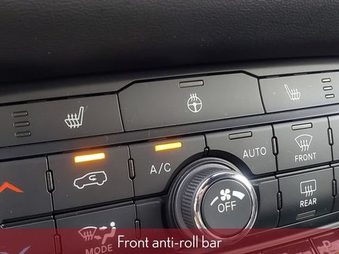 Used 2025 Dodge Durango GT w/ Blacktop Package AWD/4WD image 29