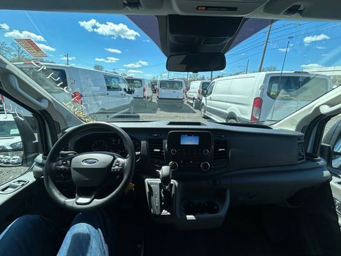 Used 2024 Ford Transit 250 Low Roof w/ Exterior Upgrade Package RWD image 27