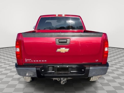 Used 2007 Chevrolet Silverado 1500 LT w/ Towing Package image 4