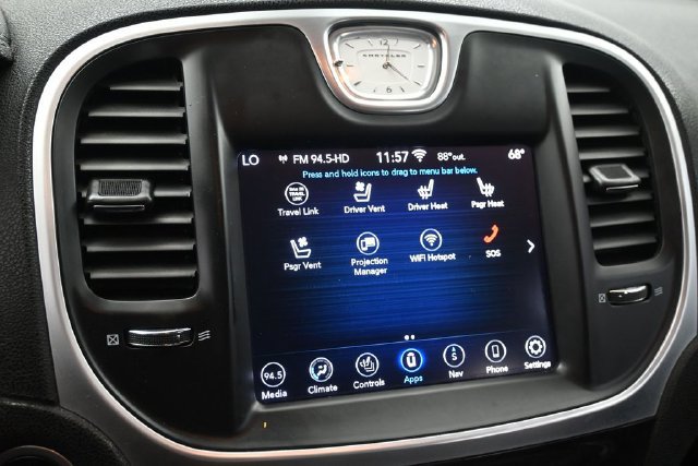 Used 2020 Chrysler 300 Limited RWD image 6