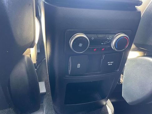 Used 2020 Ford Explorer Limited image 14