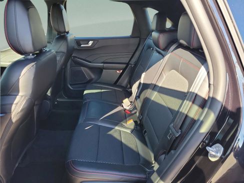New 2026 Ford Escape ST-Line w/ Tech Pack #1 FWD image 15