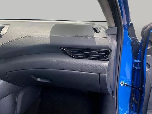 Certified 2025 Nissan Sentra SV FWD image 18