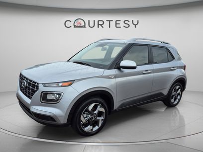 Used 2025 Hyundai Venue SEL