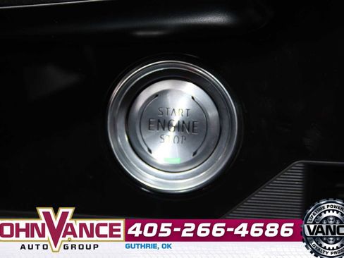 Used 2021 Chevrolet Corvette 1LT image 26