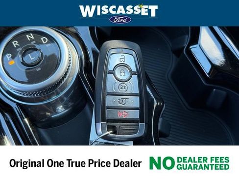 New 2025 Ford Explorer Platinum w/ LUX Leather Package image 17