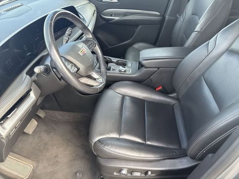 Used 2024 Cadillac XT4 Premium Luxury image 18